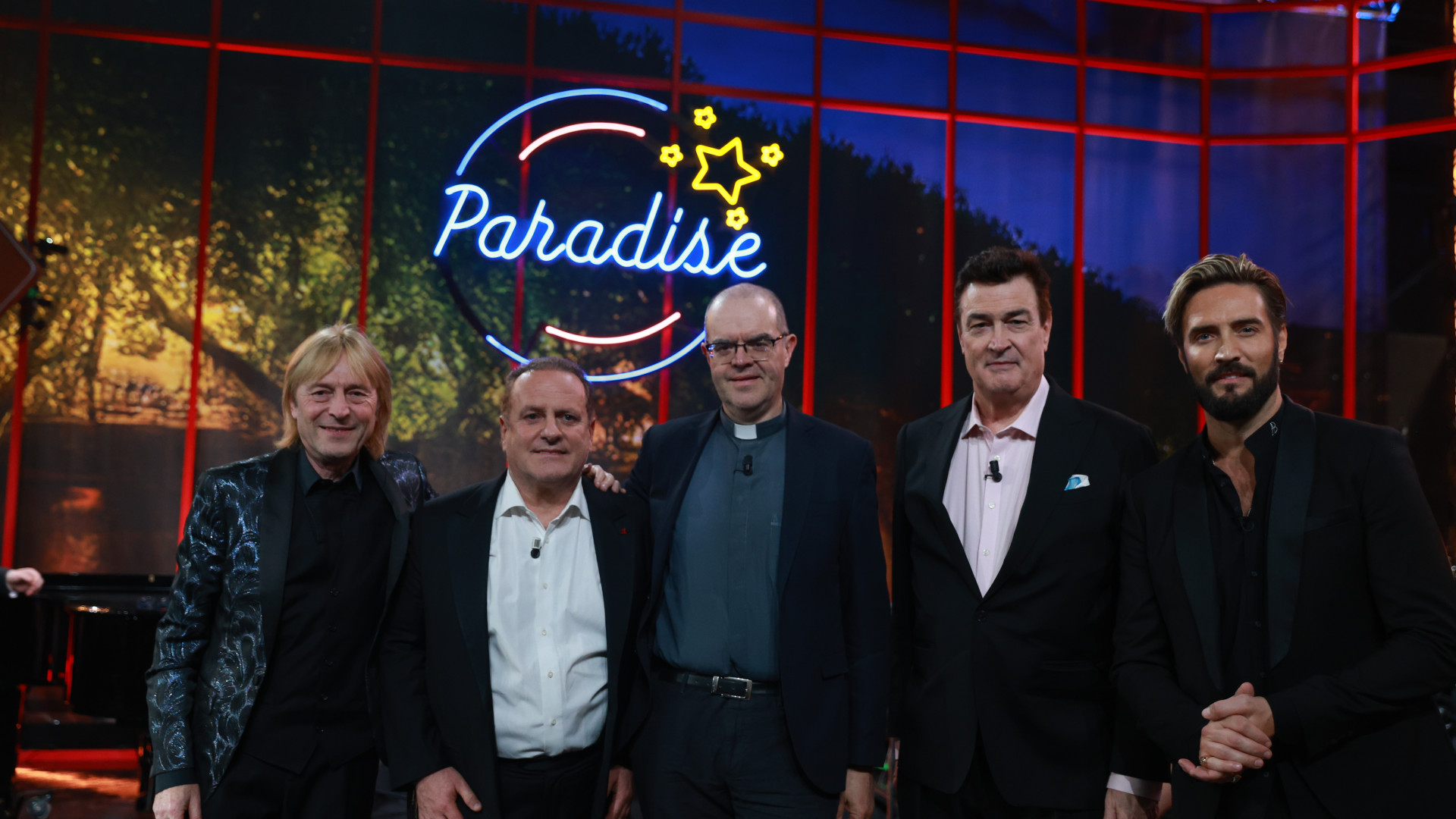 Buttafuoco, Belpietro, Cerasa e La Yespica a Paradise (18-04-25)